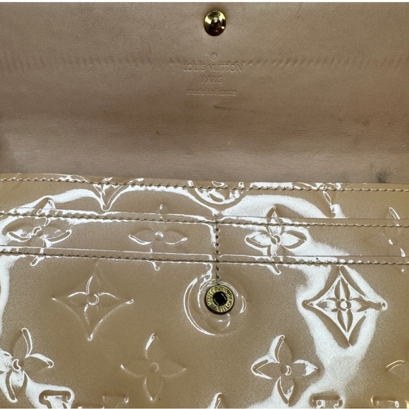 Authentic Louis Vuitton Wallet - Picture 5 of 6